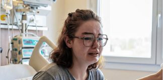 Teenager Lives Alternate Life During Medically Induced Coma, Highlights Psychological Impact