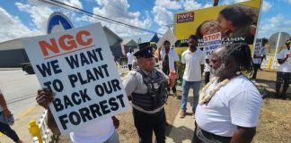 Rio Claro Residents Protest for Jobs and Reforestation Efforts
