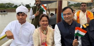 PM Persad-Bissessar Honours Legacy of Indian Labourers in Arrival Re-enactment