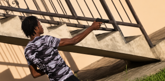 Police Shoot Dead Viral Video Gunman After Public Concern