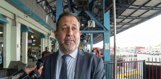 Minister Zakour Praises PTSC Amid Maxi-Taxi Protests