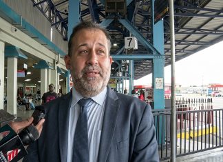 Minister Zakour Praises PTSC Amid Maxi-Taxi Protests