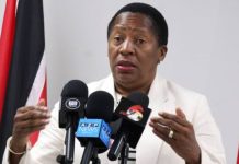 Opposition Leader Urges Dismissal of Housing Ministers Amid Contract Scandal