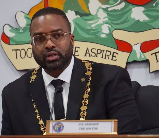 June Salaries for Port-of-Spain Workers Hinge on Mid-Year Budget Amid Financial Crisis and Maxi Taxi Protests