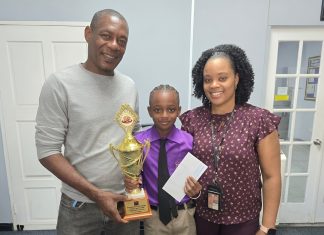 11-Year-Old Online Student Earns Placement at Hillview College