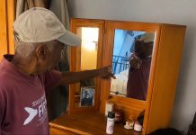 T&T man calls police on himself after mistaking reflection for intruder