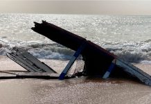 Venezuelan migrant and child dead after pirogue overturns off Los Iros Beach; two missing