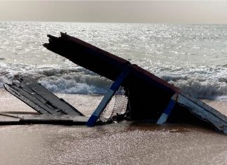 Venezuelan migrant and child dead after pirogue overturns off Los Iros Beach; two missing