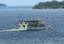 Trinidad’s Innovative Houseboat: A Marvel of Solar-Powered Eco-Living