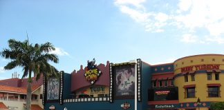 $15,000 vanishes after MovieTowne parking lot break-in