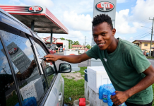 Kiell the Entertainer Promotes Honest Living in Fun TikTok Video