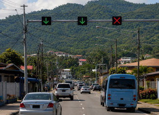Reversible-Lane System Launched on Eastern Main Road to Ease Traffic Congestion