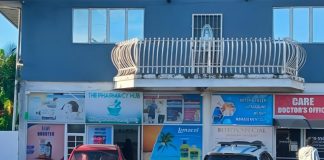 Armed Men Tie Up Workers During Early Morning Pharmacy Robbery