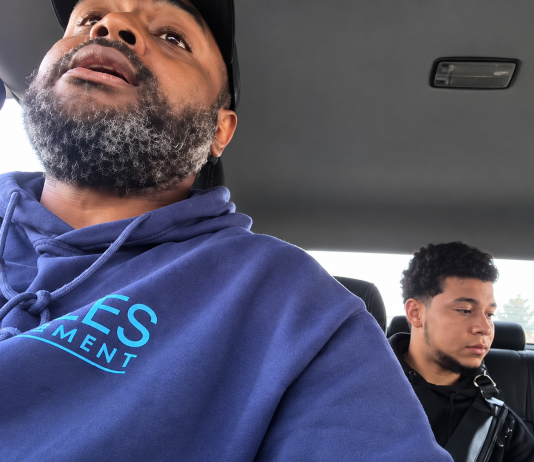 Mobile hotspot disagreement escalates into heated ride-share confrontation