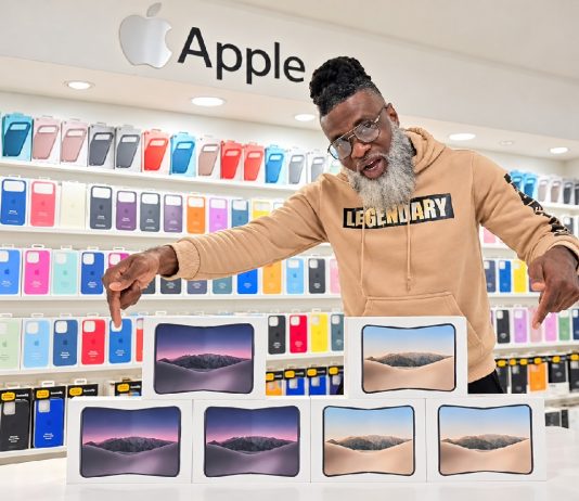 Trinidad retailer lists 2TB iPhone Duo as already sold out.