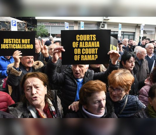 Albanian lecturers join protests as student revolt expands beyond campuses