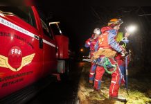 Icelandic Rescuers Race Against Storm as Roofs Blow Away in Ölfus