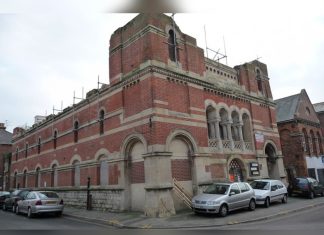 UK’s Built Heritage Crisis: Can Half a Million Listed Buildings Be Saved?