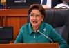 Prime Minister challenges former leaders supporting Cuba embargo removal.