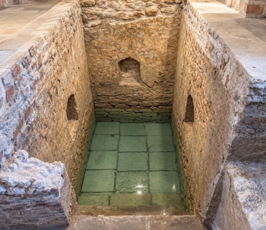 Forgotten Ritual Bath Beneath Bridgetown Reveals Barbados’ Seventeenth-Century Jewish History